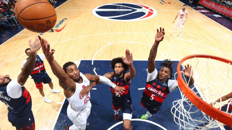 亚精英第六轮最后两场比赛已经结束，申花客场0-1不敌广岛三箭，FC首尔1-1战平墨尔本城。